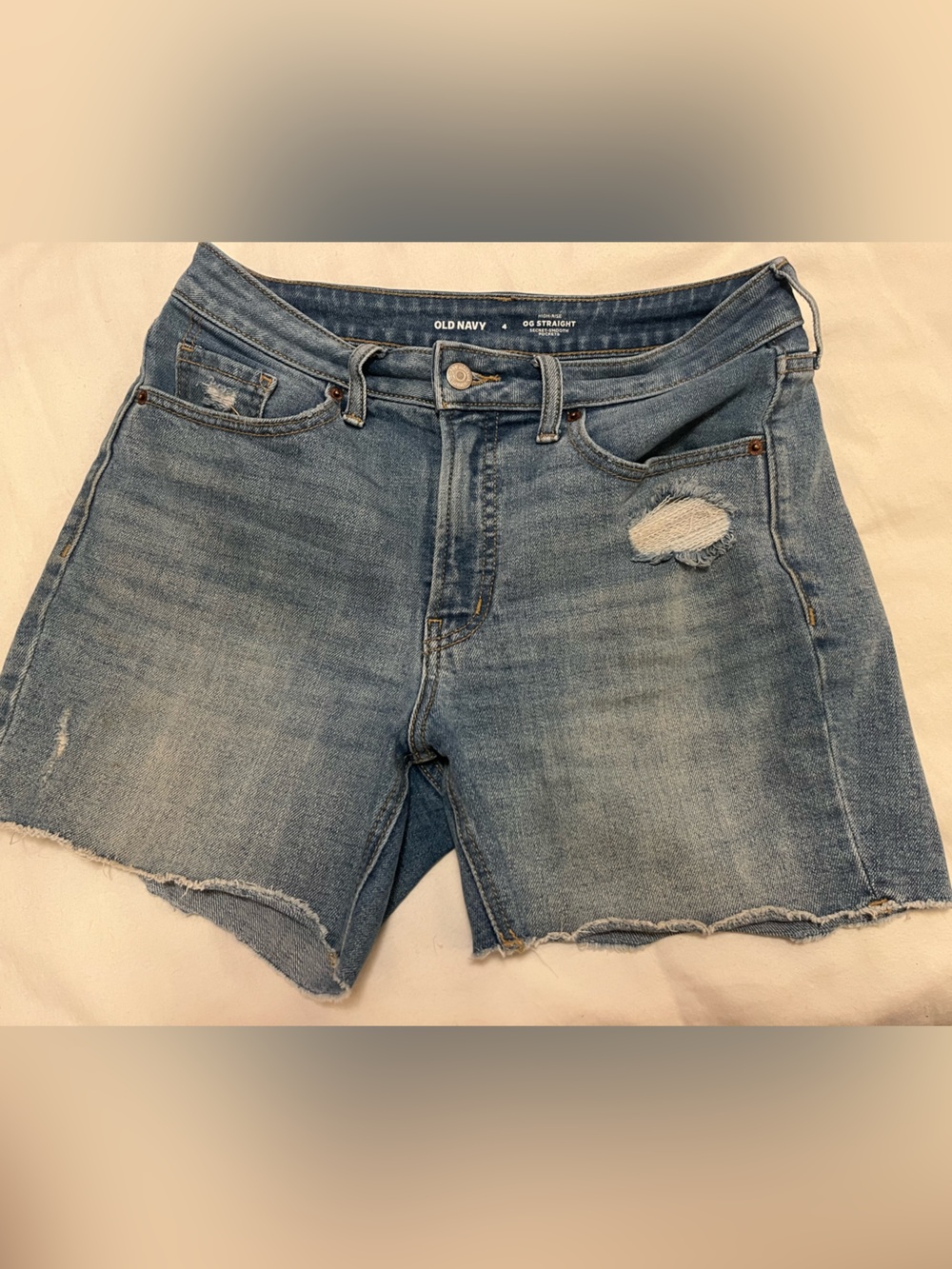 Old Navy Women's Medium Blue Distressed Denim Cutoff Shorts size 4 high rise